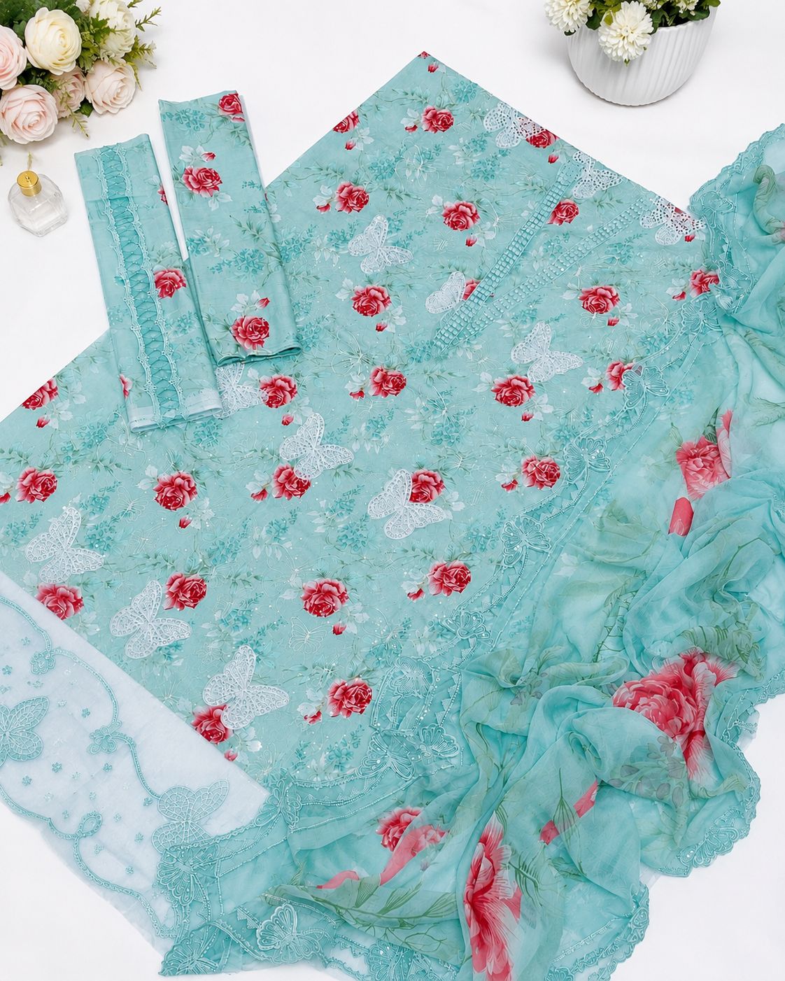 Floral Printed 3 Pcs Lawn Suit – 3 in 1 Bundle