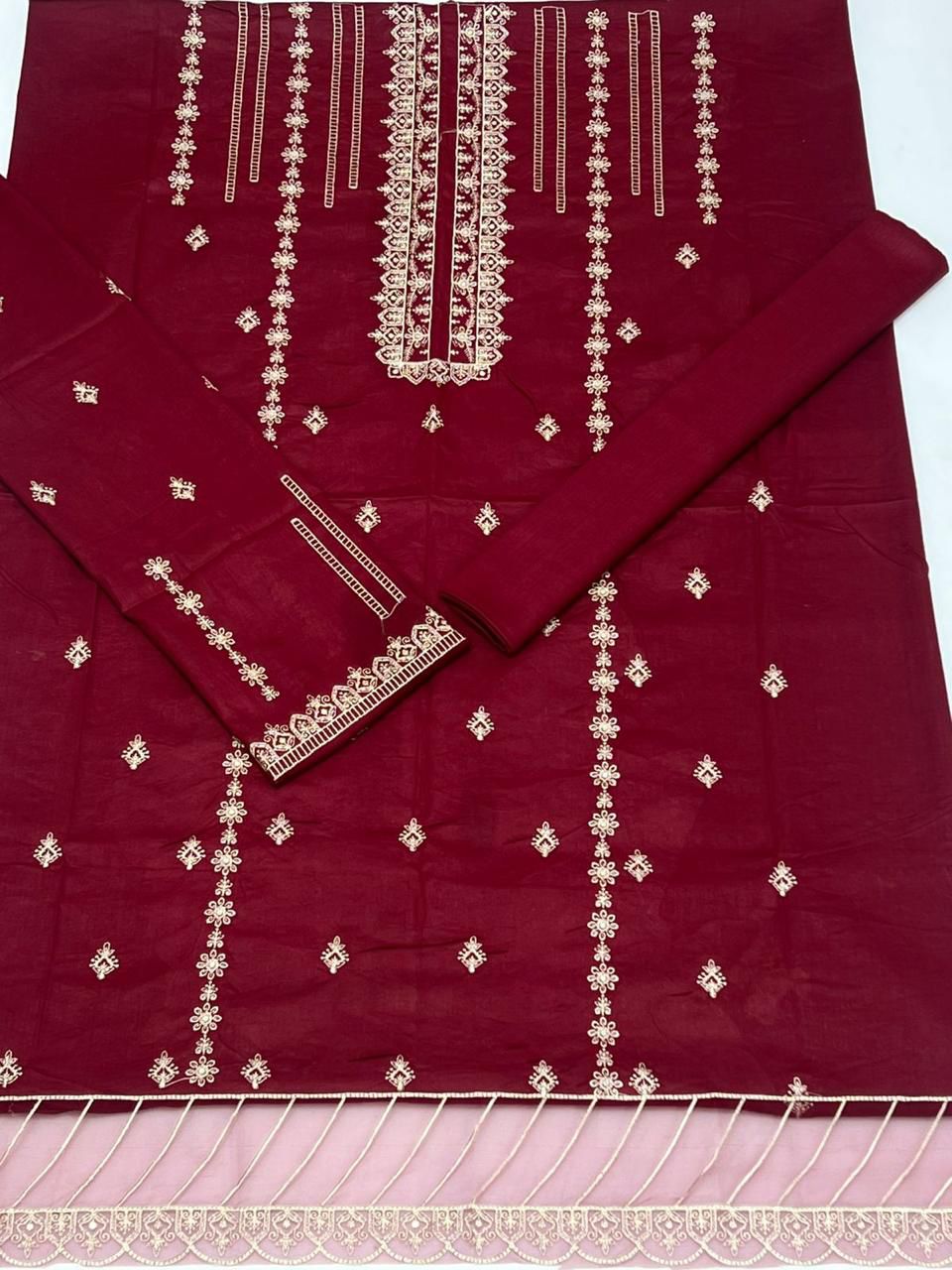 2 Pcs Lawn Suit Mehroon Color