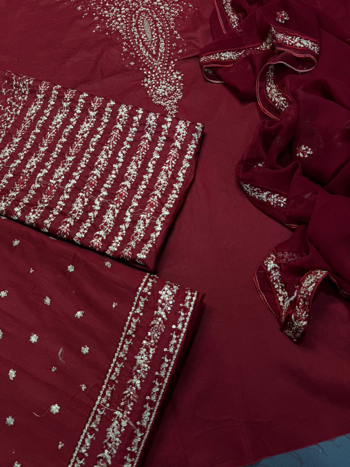 Maroon Heavy Embroidered 3 Pcs Formal Suit